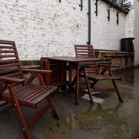 Lovely 2 Bedroom Apartment In Tooting London Bagian luar foto