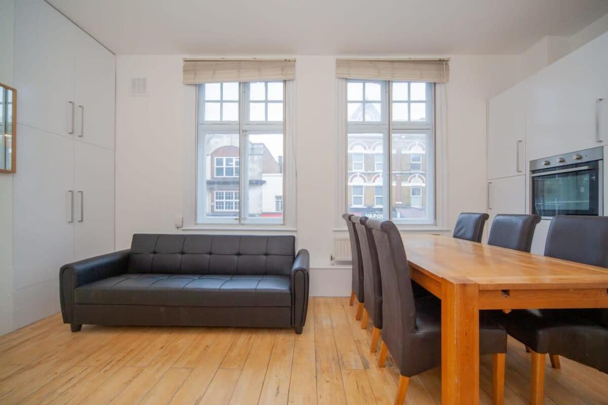 Lovely 2 Bedroom Apartment In Tooting London Bagian luar foto