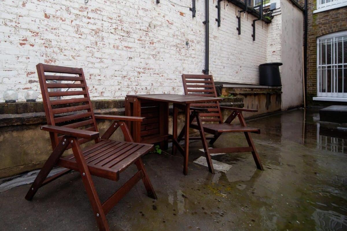 Lovely 2 Bedroom Apartment In Tooting London Bagian luar foto