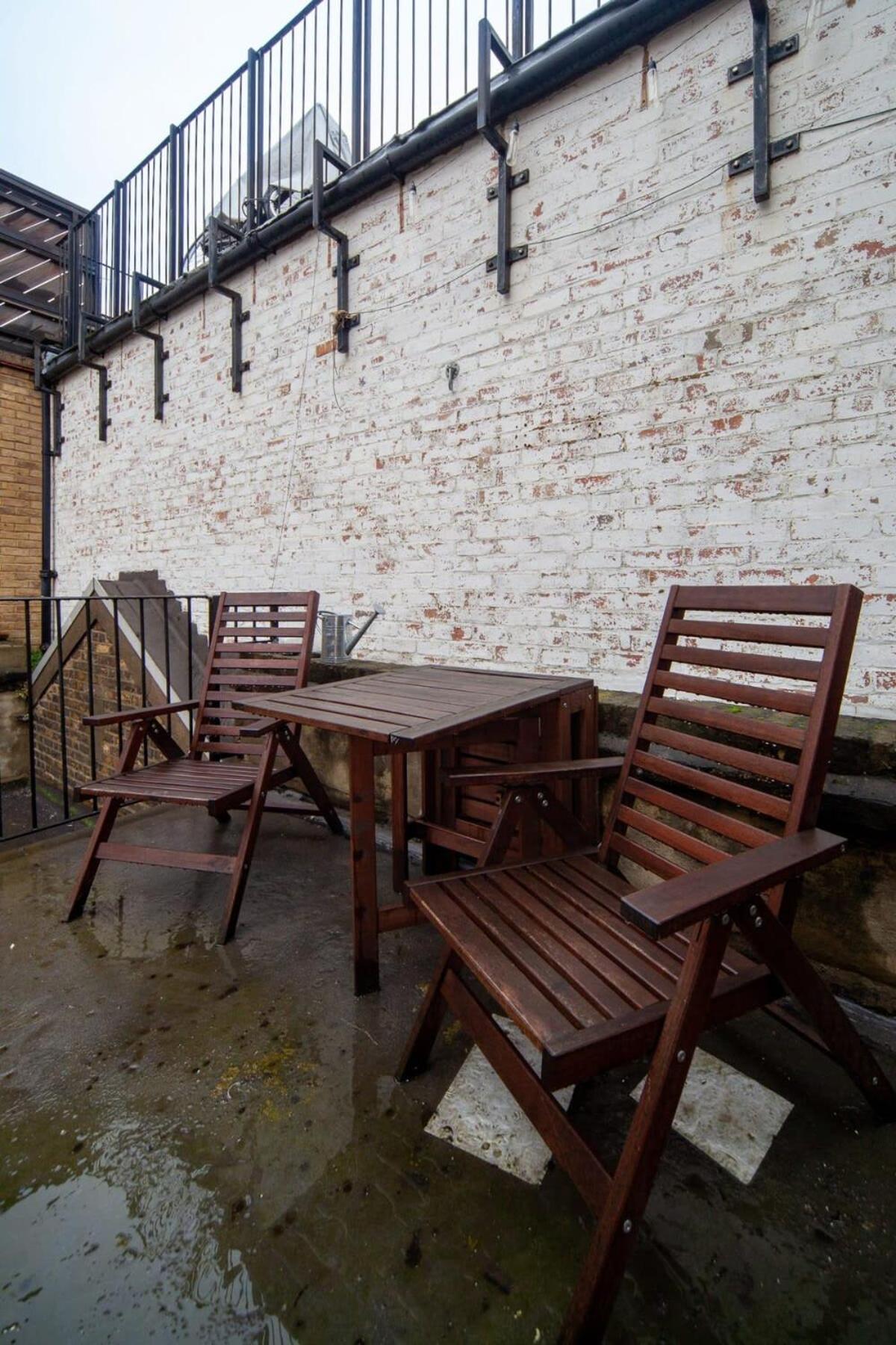 Lovely 2 Bedroom Apartment In Tooting London Bagian luar foto